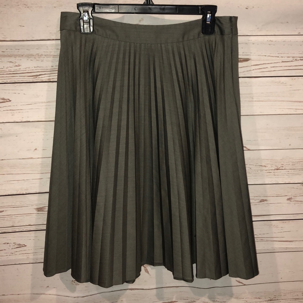 Pendleton pleated skirt size 8